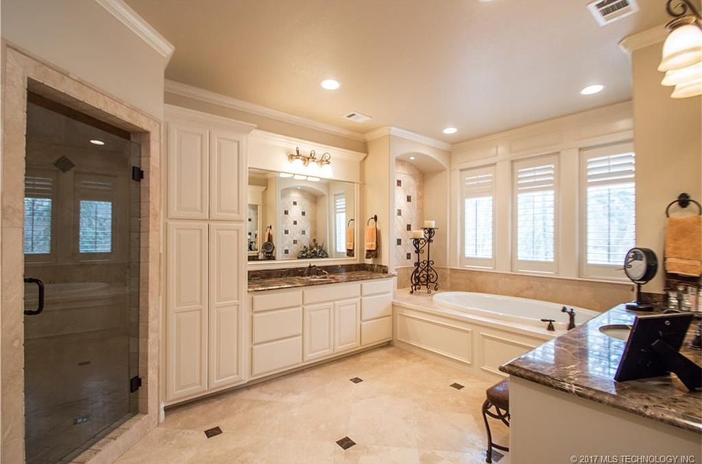 11170 S 72nd Ave E, Bixby