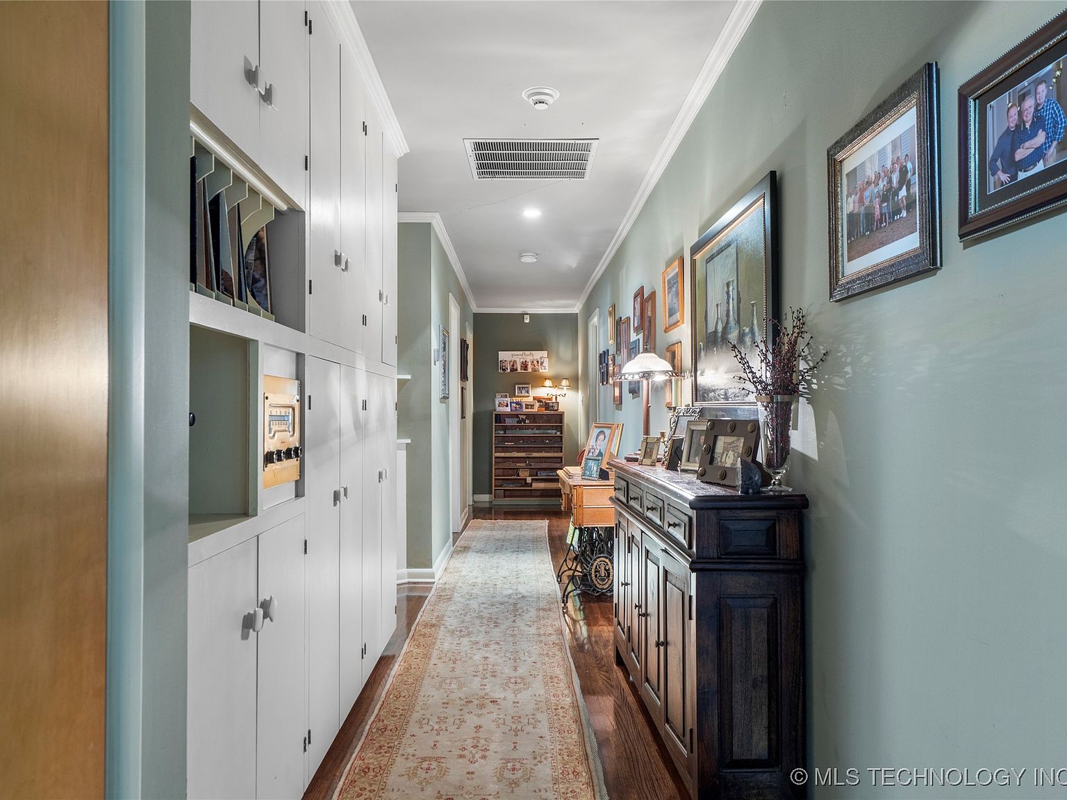 9402 E 16th St, Tulsa