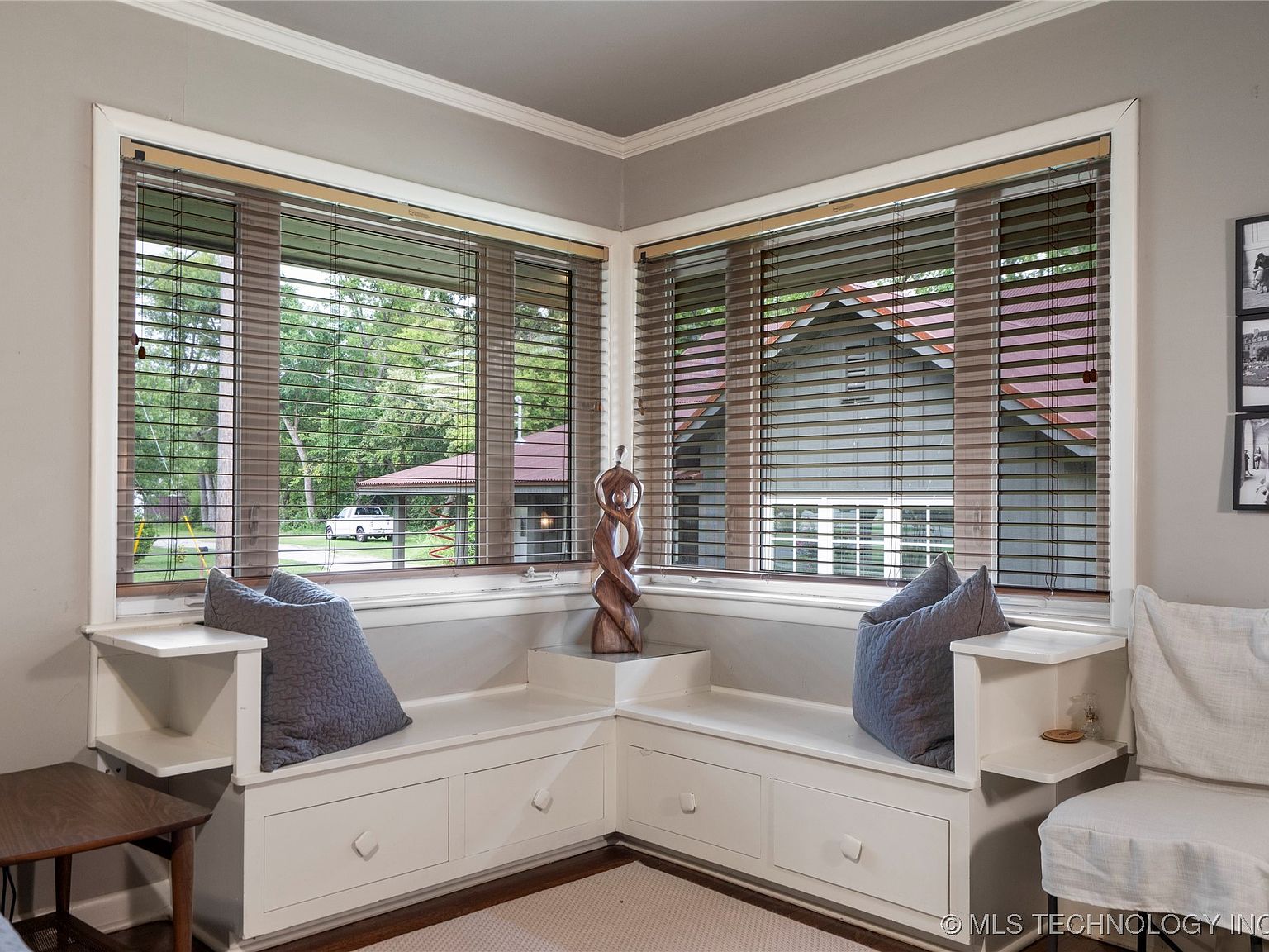 9402 E 16th St, Tulsa