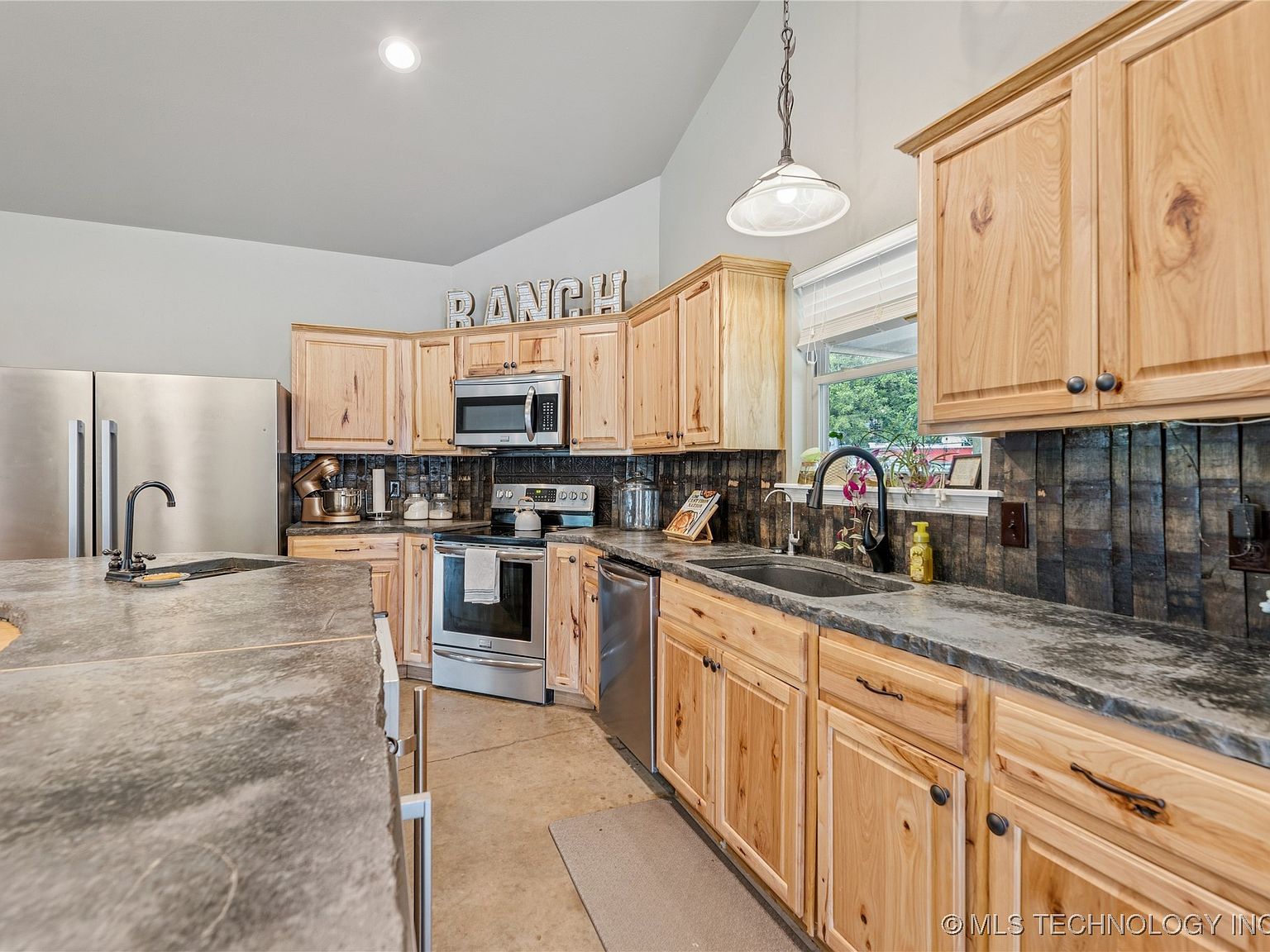 23605 E 132nd St S, Coweta