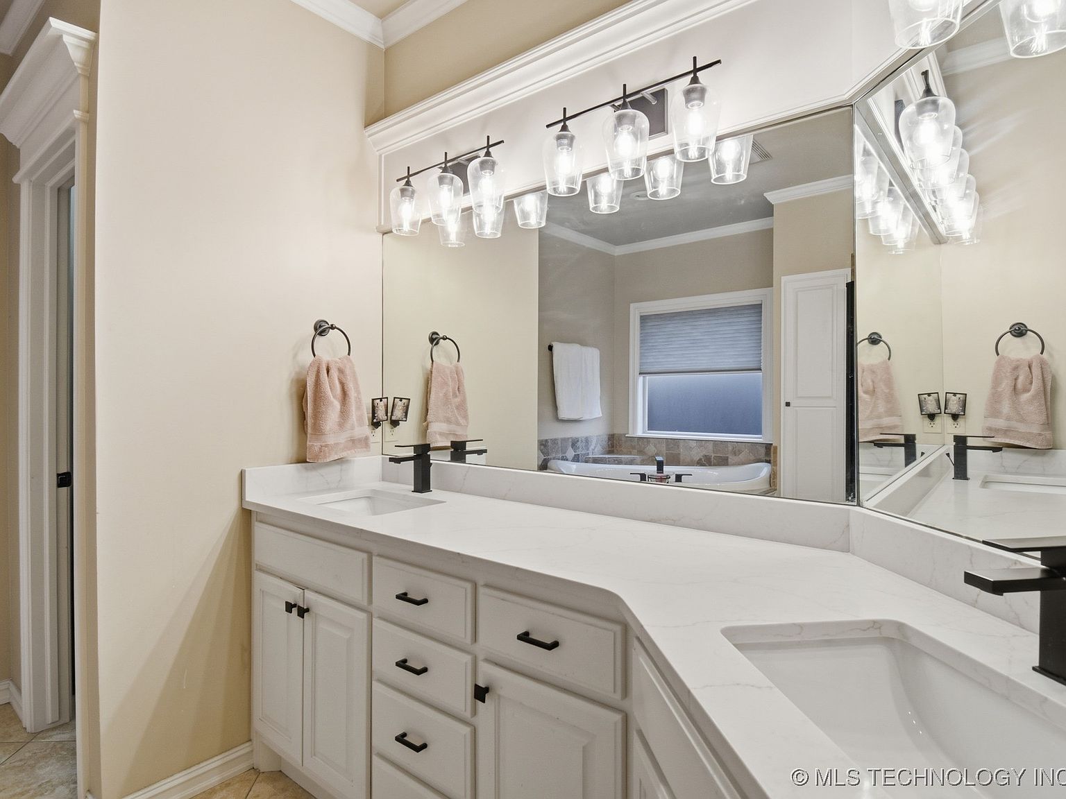 11717 S Sandusky Ave, Tulsa