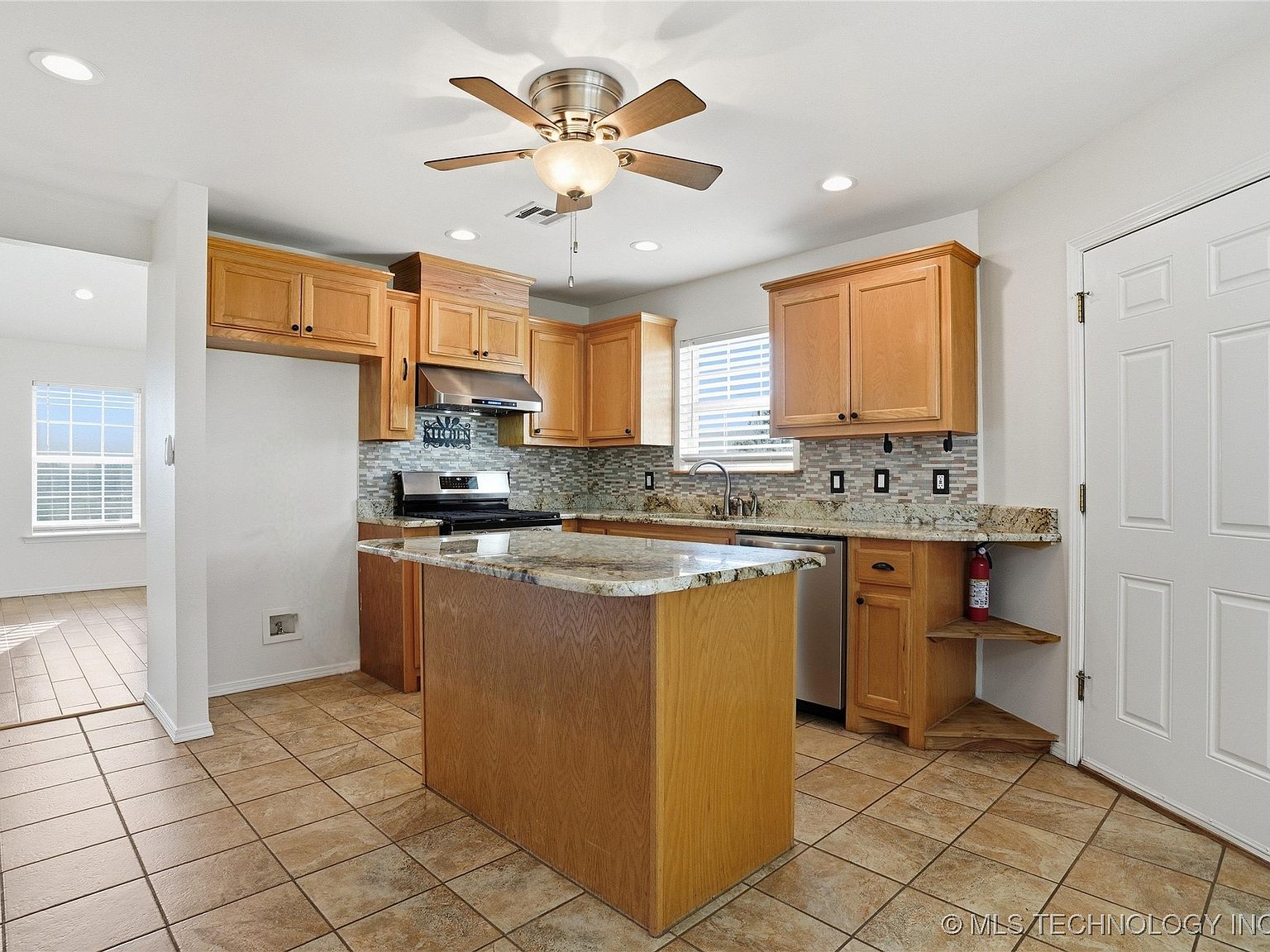 8195 Highway 82a, Tahlequah