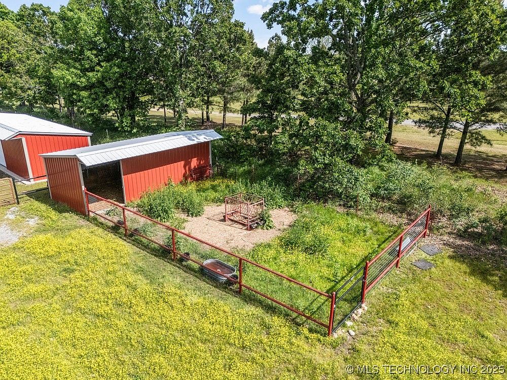 8195 Highway 82a, Tahlequah