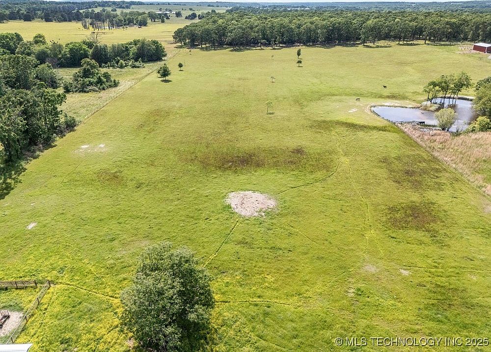 8195 Highway 82a, Tahlequah