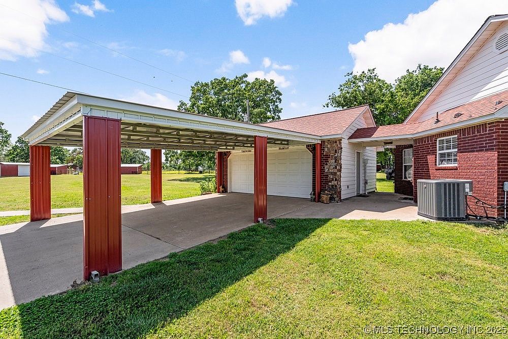 8195 Highway 82a, Tahlequah