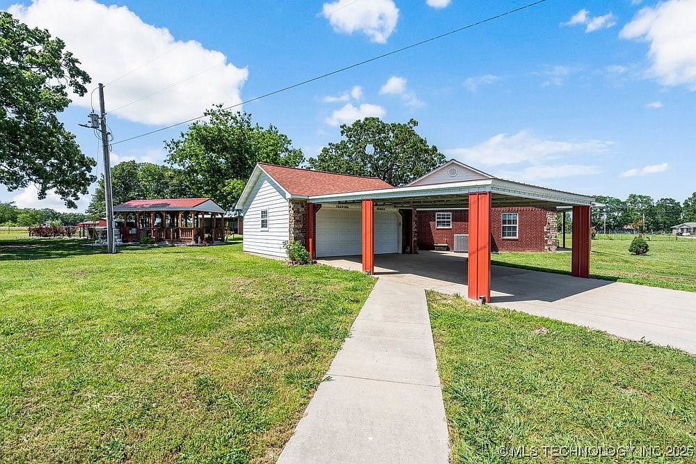 8195 Highway 82a, Tahlequah