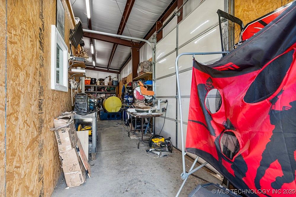 8195 Highway 82a, Tahlequah