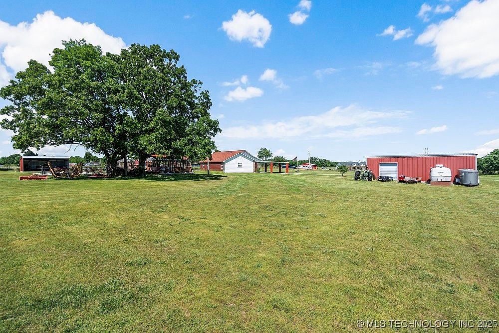 8195 Highway 82a, Tahlequah