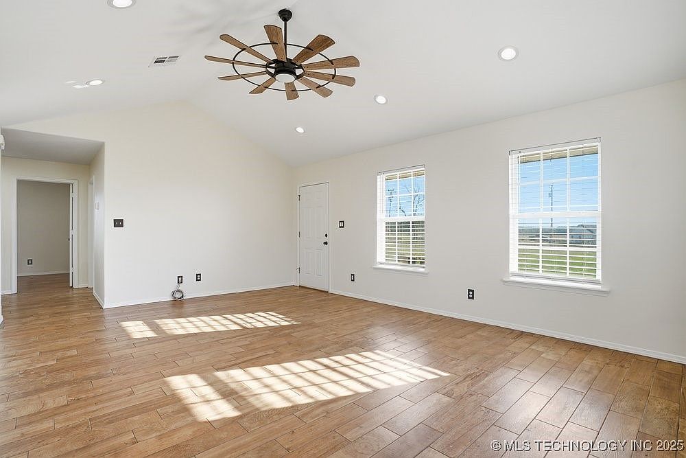 8195 Highway 82a, Tahlequah