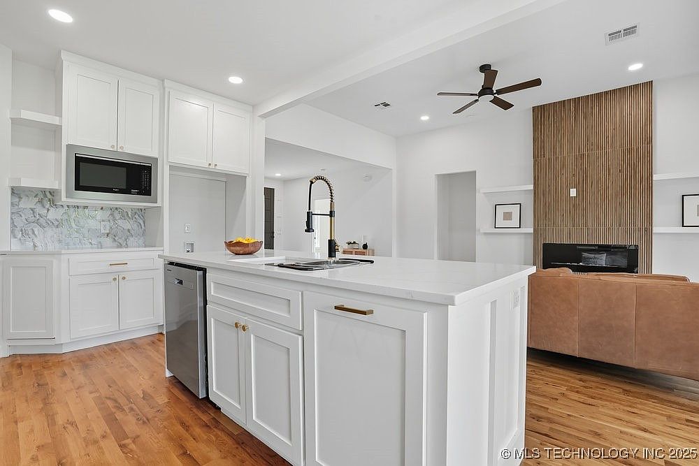 16103 E Oklahoma Pl, Tulsa