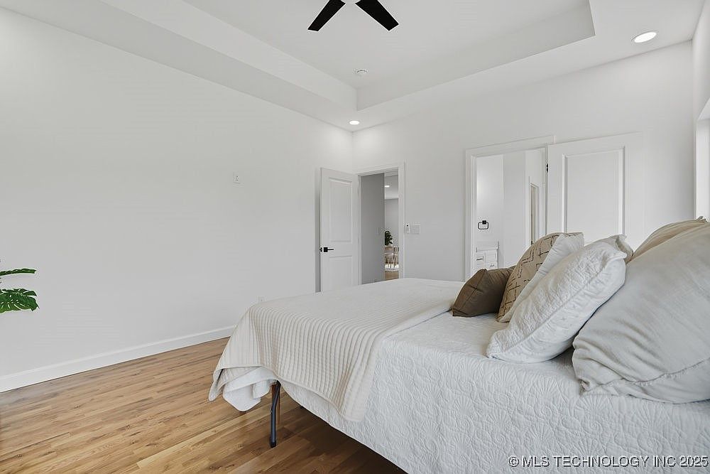 16103 E Oklahoma Pl, Tulsa