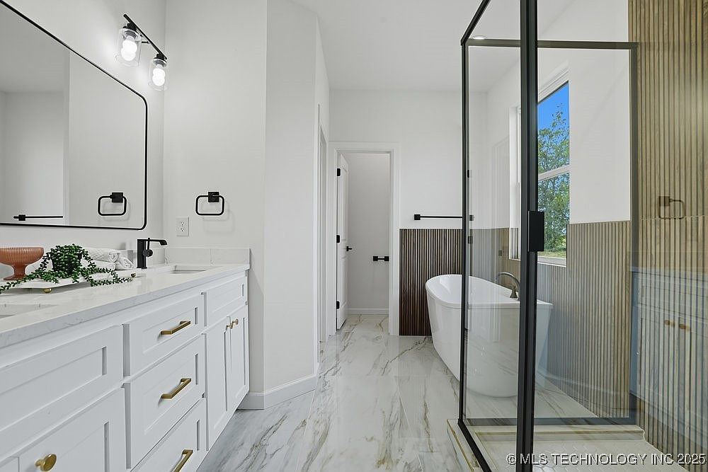 16103 E Oklahoma Pl, Tulsa