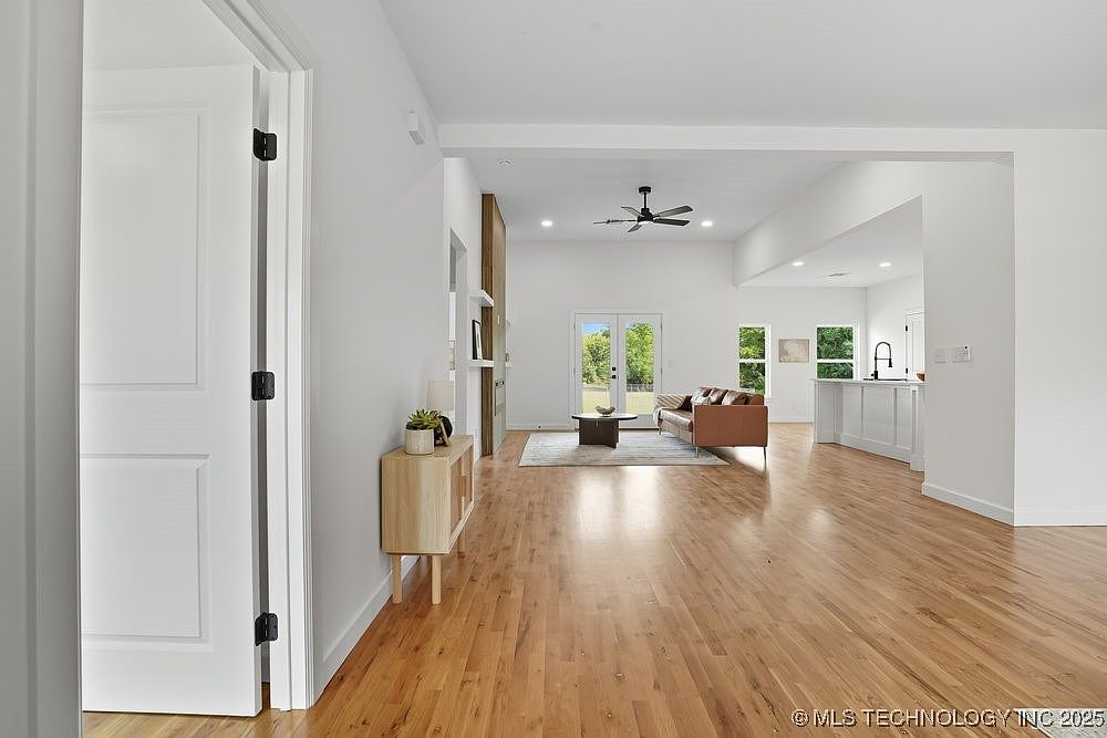 16103 E Oklahoma Pl, Tulsa