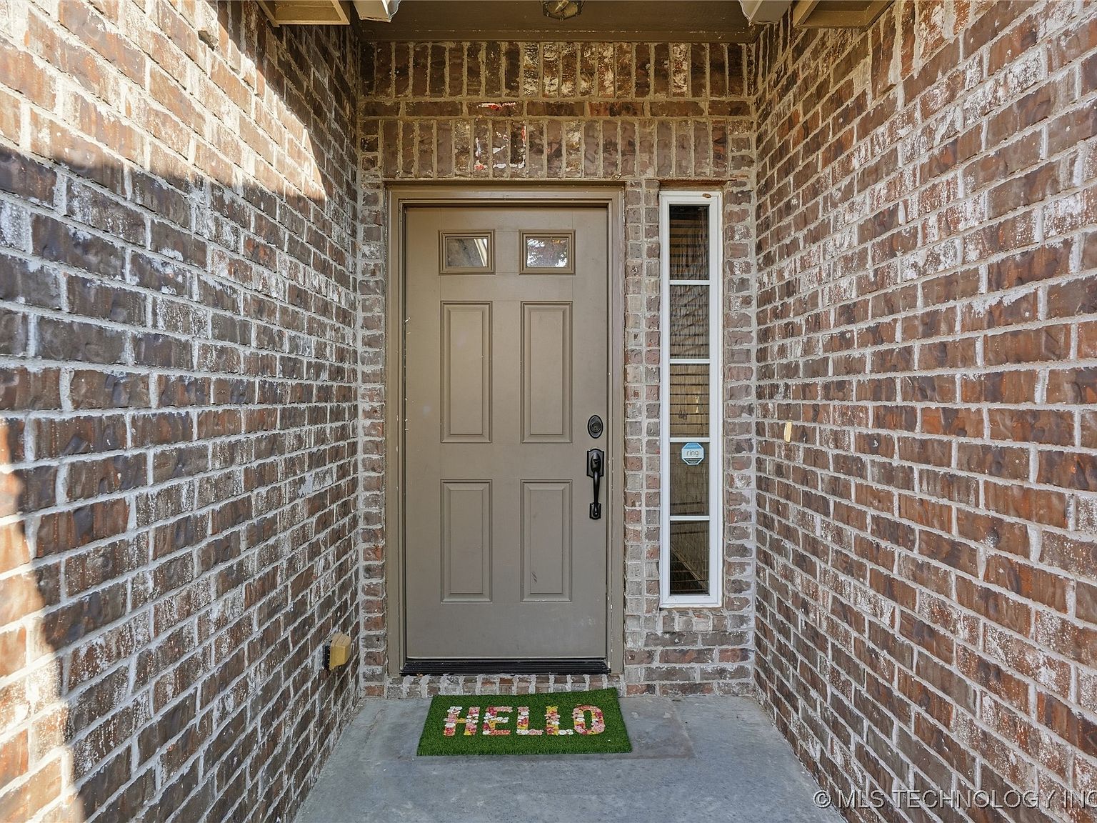 1809 W Woodbury St N, Broken Arrow