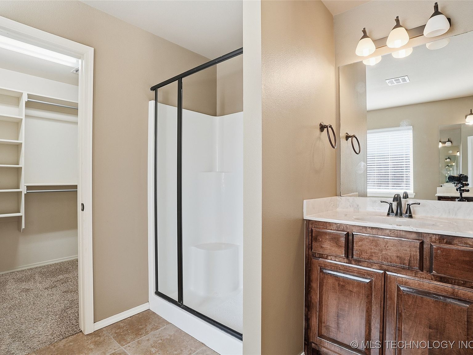 1809 W Woodbury St N, Broken Arrow