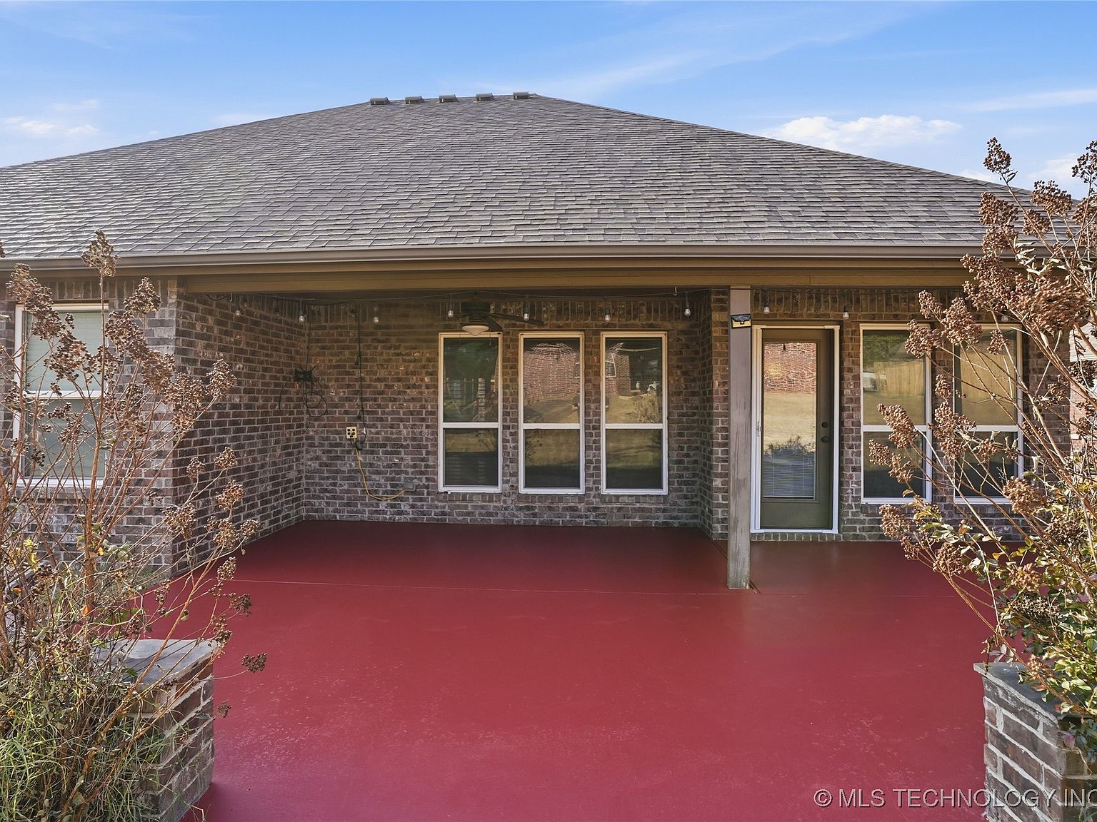 1809 W Woodbury St N, Broken Arrow