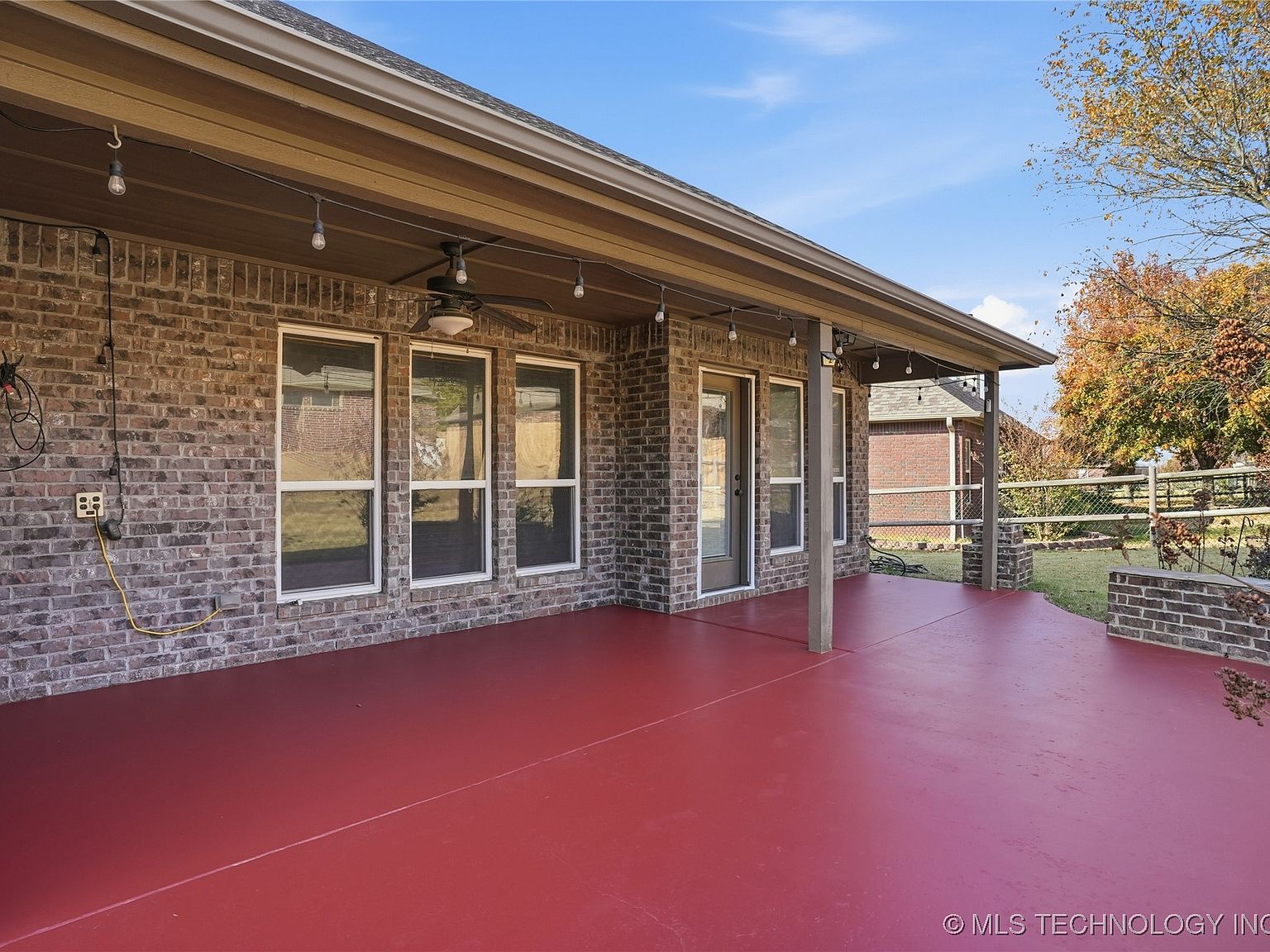 1809 W Woodbury St N, Broken Arrow